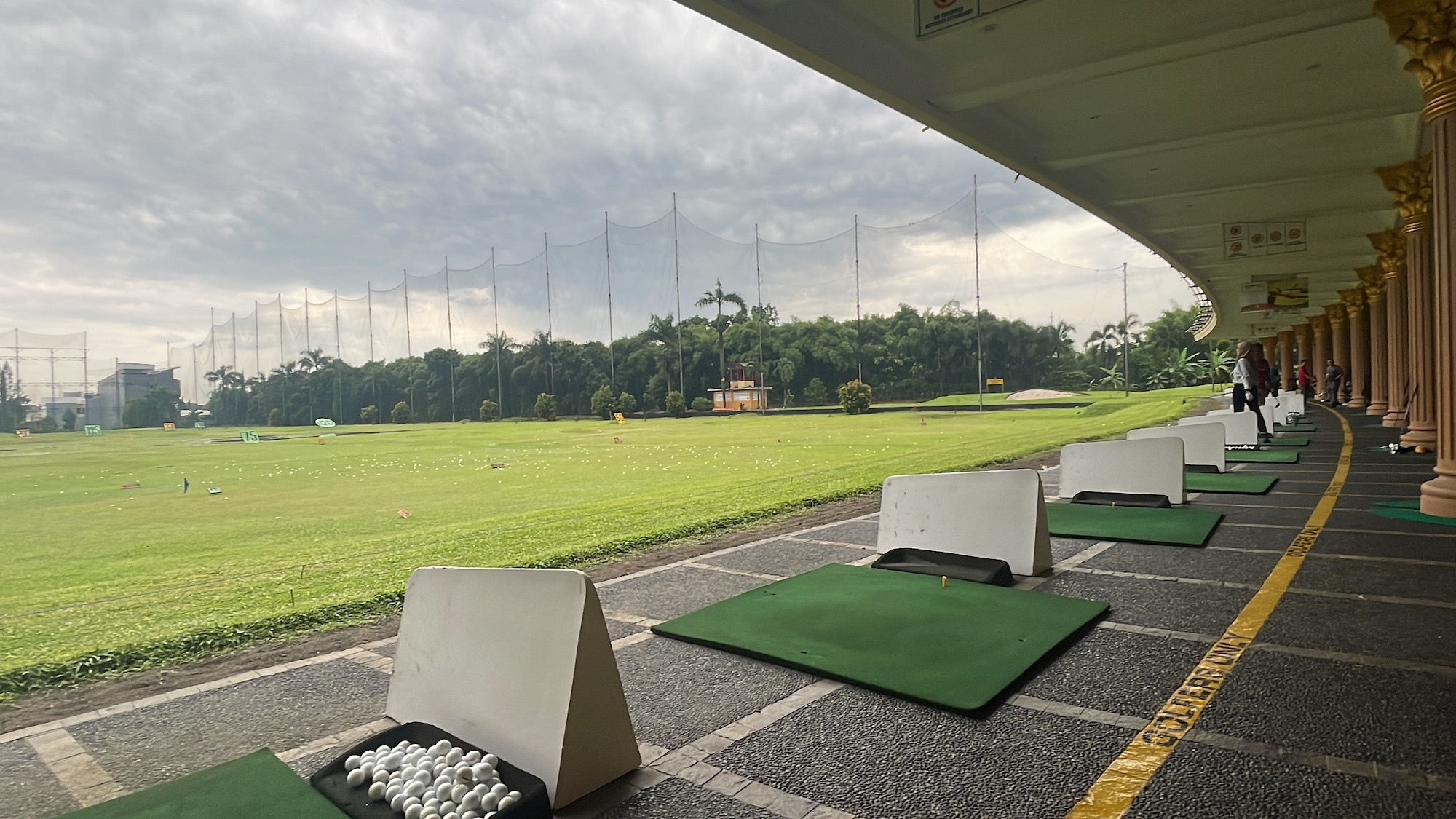 Meilia Golf Driving Range Legenda Wisata Cibubur